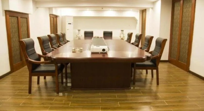 GreenTree Inn ChiZhou QinGYAng Miaoqian Road Rongxing Building Business Hotel