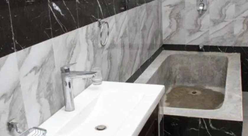 Yala Way Hide Resort