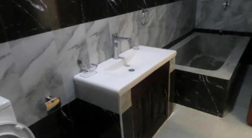 Yala Way Hide Resort