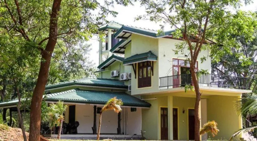 Yala Way Hide Resort