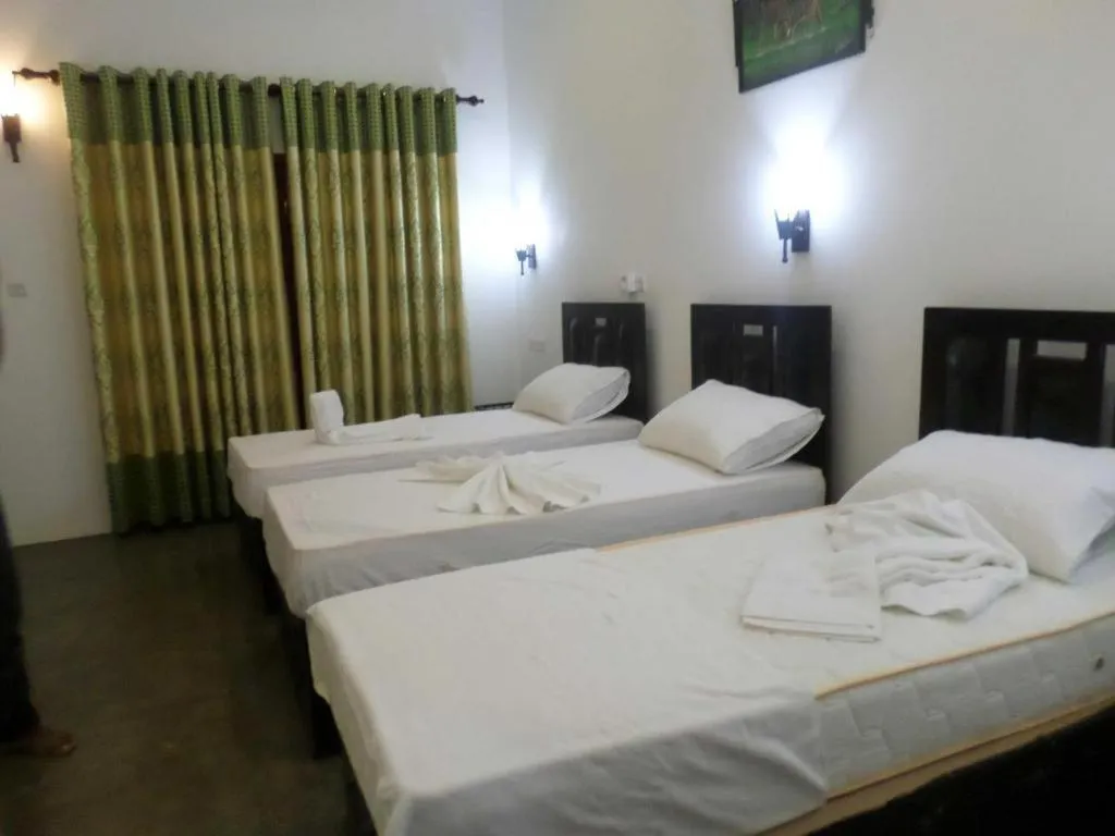 Bed in Yala Way Hide Resort