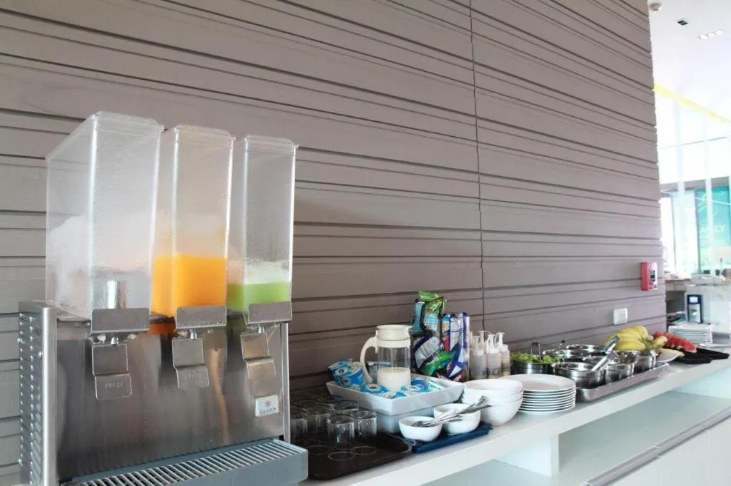 Elegancy Sansabai Hotel