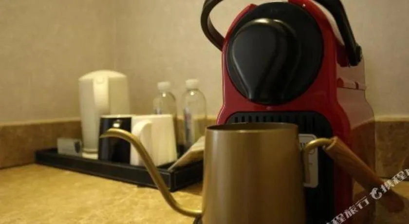 Yitel Guangzhou Pazhou Exhibition Center Chigang Metro Station