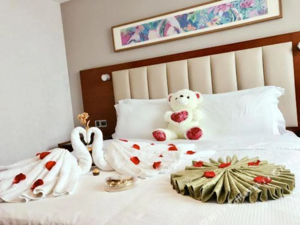 Bed in Yitel Guangzhou Pazhou Exhibition Center Chigang Metro Station