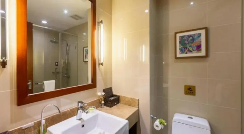 Yitel Guangzhou Pazhou Exhibition Center Chigang Metro Station