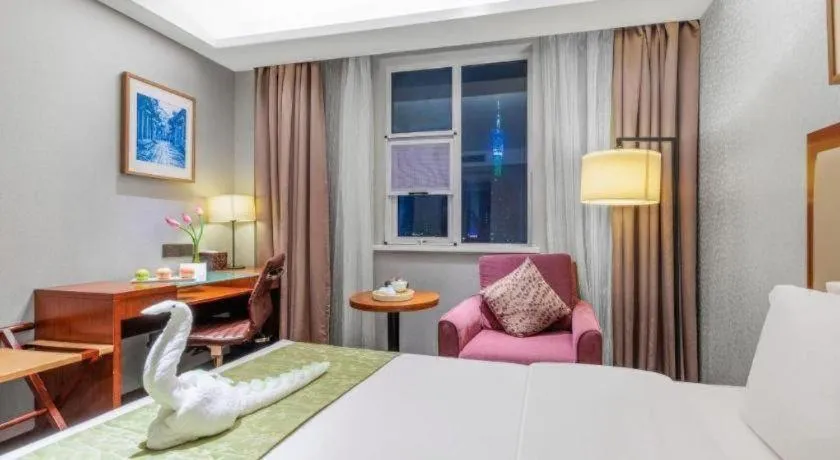 Bed in Yitel Guangzhou Pazhou Exhibition Center Chigang Metro Station