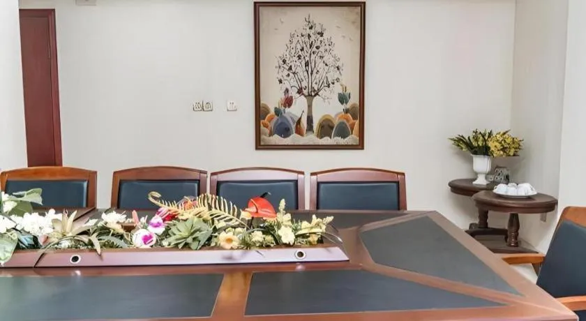 Jian Guo Grand Hotel