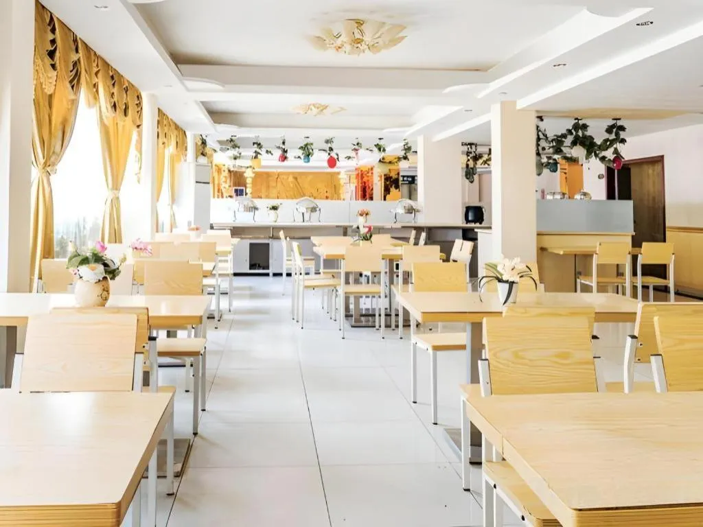 Jian Guo Grand Hotel