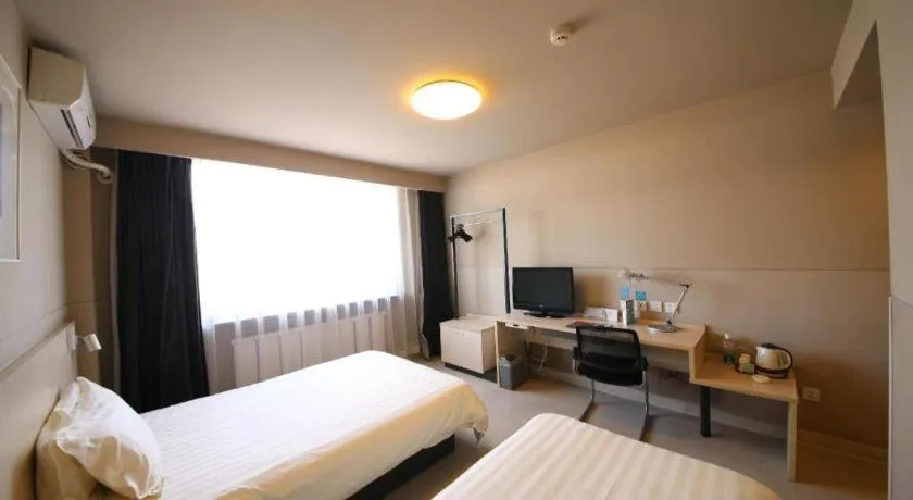 Bed in Jinjiang Inn Tonghua Shengli Road Branch