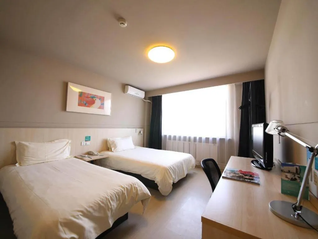 Bed in Jinjiang Inn Tonghua Shengli Road Branch