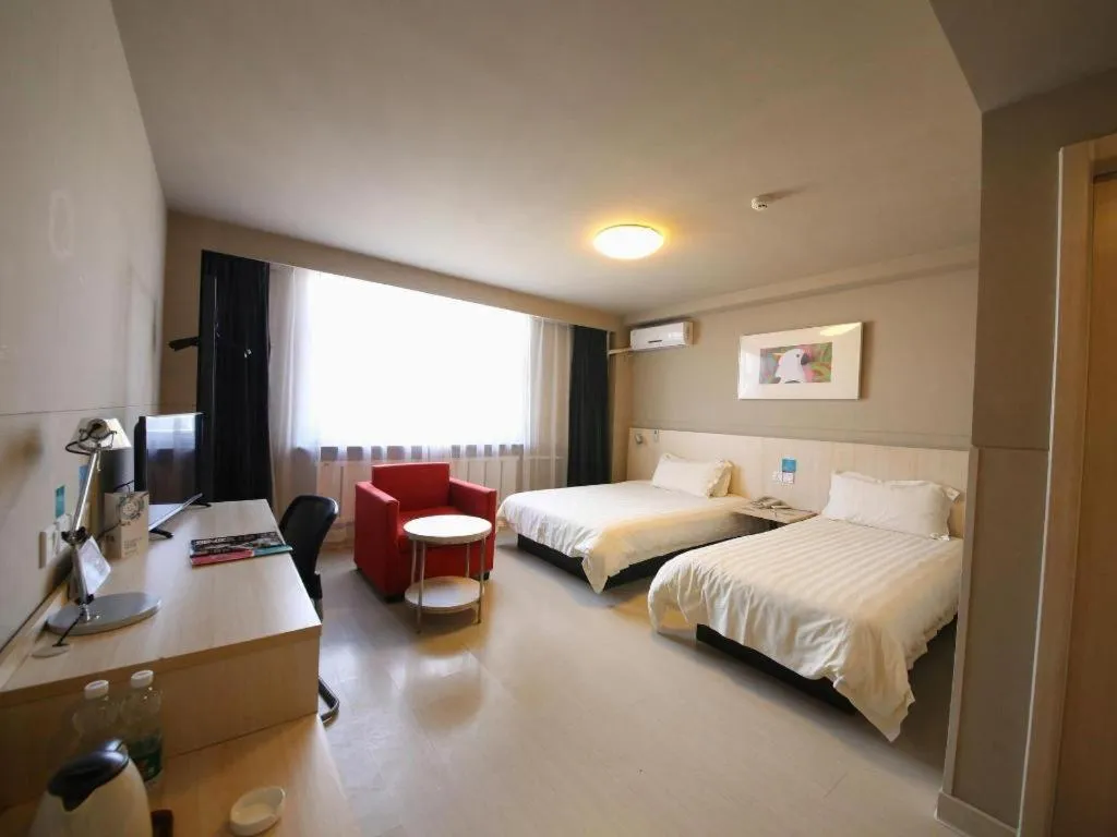 Bed in Jinjiang Inn Tonghua Shengli Road Branch