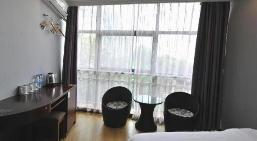 Bed in GreenTree Inn Shanghai Sheshan national tourist resort Express Hotel