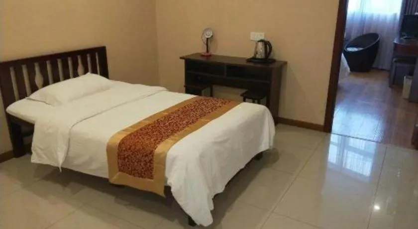 Bed in GreenTree Inn Shanghai Sheshan national tourist resort Express Hotel