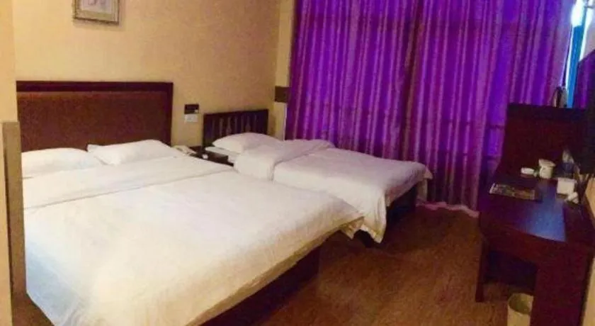 Bed in GreenTree Inn Shanghai Sheshan national tourist resort Express Hotel