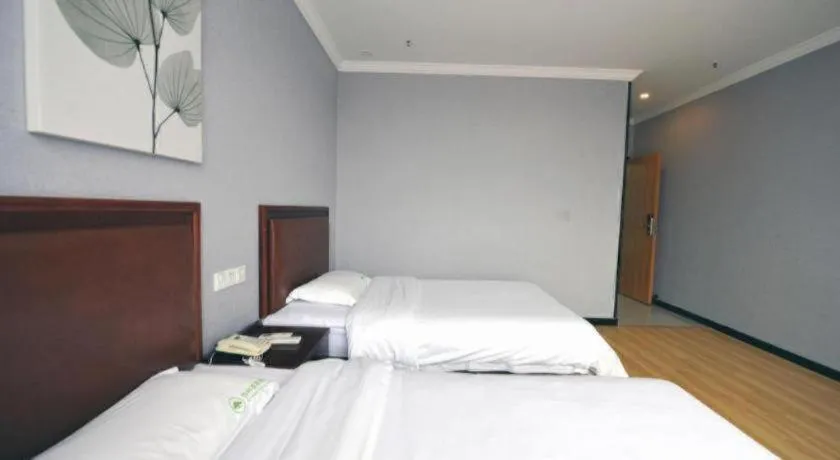 Bed in GreenTree Inn Shanghai Sheshan national tourist resort Express Hotel