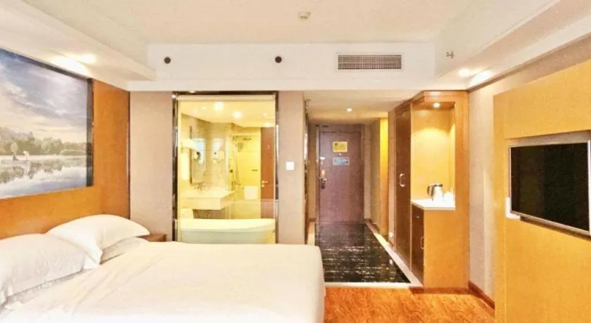 Bed in Vienna Classic Hotel Guilin Quanzhou Central Square