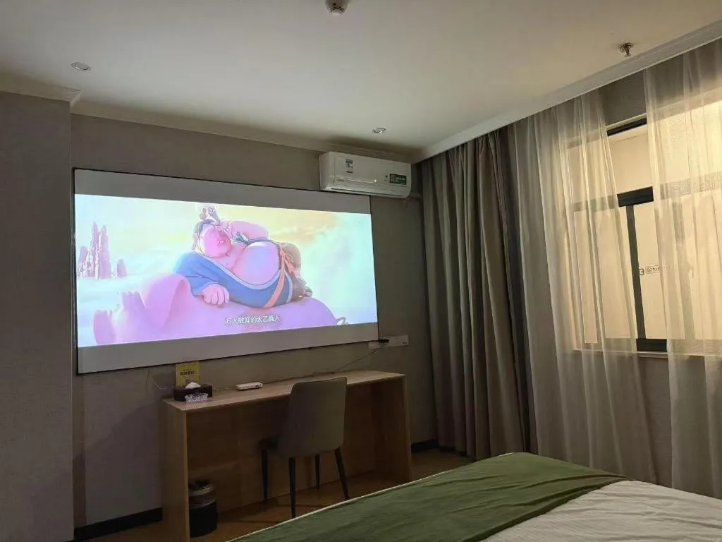 Bed in GreenTree Inn Jiangsu Suzhou Kunshan Beimen Road Express Hotel