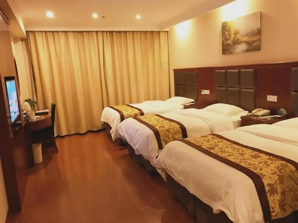 Bed in GreenTree Inn AnHui Maanshan Dangtu High Speed Railway East Station RT-Market Business Hotel