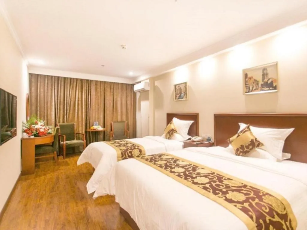 Bed in GreenTree Inn Beijing Daxing District Yufa Town New Airport Express Hotel