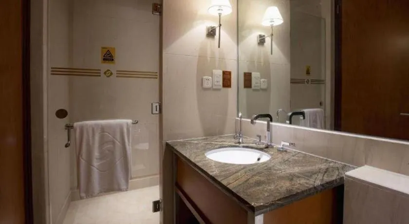 Suzhou Jinji Lake Grand Hotel