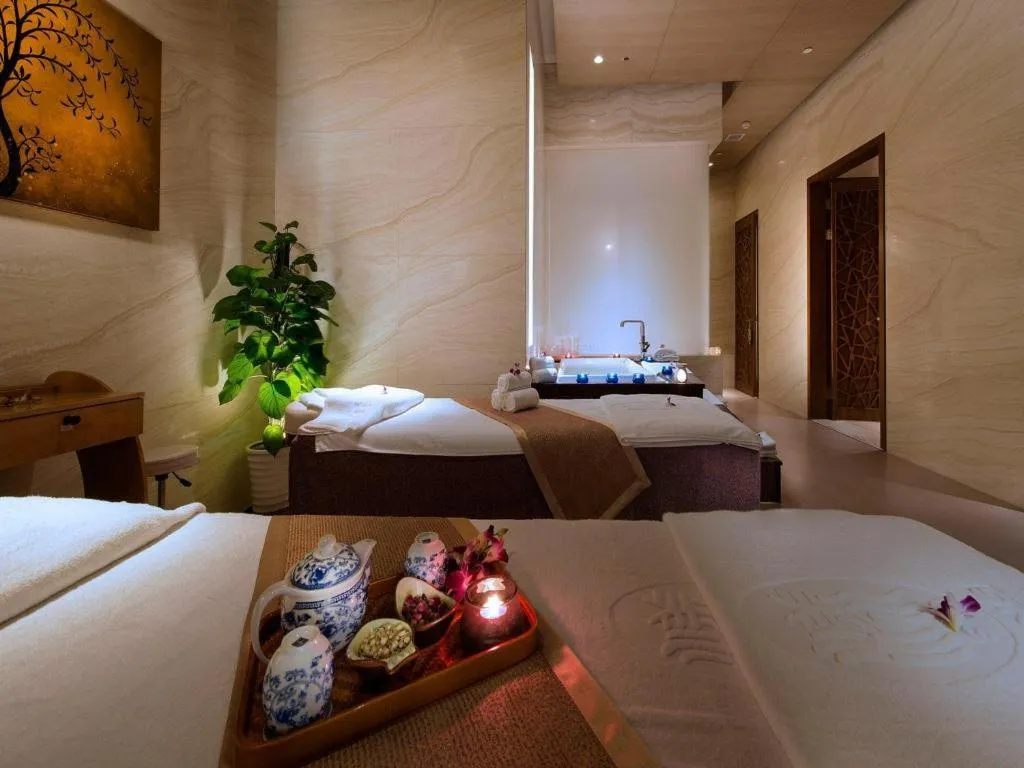 Bed in Suzhou Jinji Lake Grand Hotel