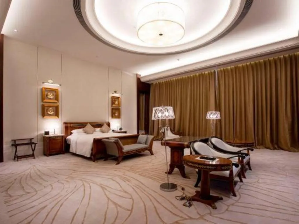 Suzhou Jinji Lake Grand Hotel