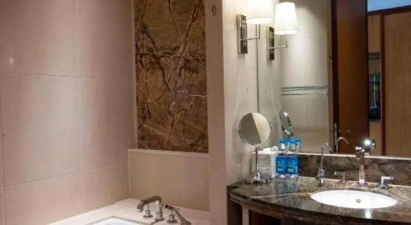 Suzhou Jinji Lake Grand Hotel