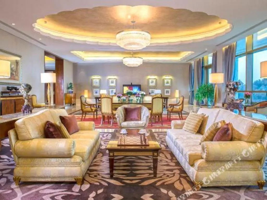 Suzhou Jinji Lake Grand Hotel