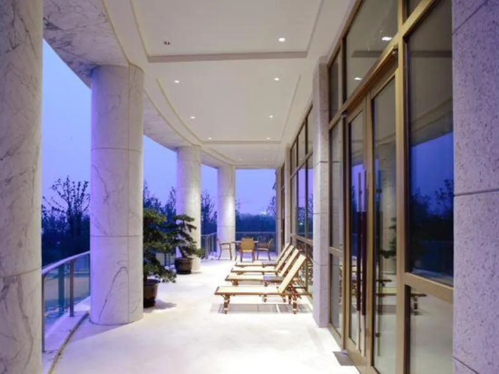 Suzhou Jinji Lake Grand Hotel