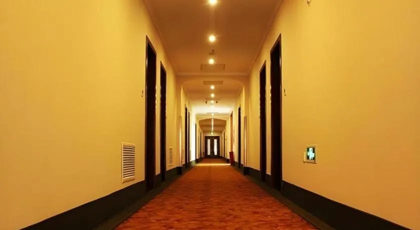 GreenTree Inn Hebei Zhangjiakou Xiahuayuan Xinchen Road Express Hotel