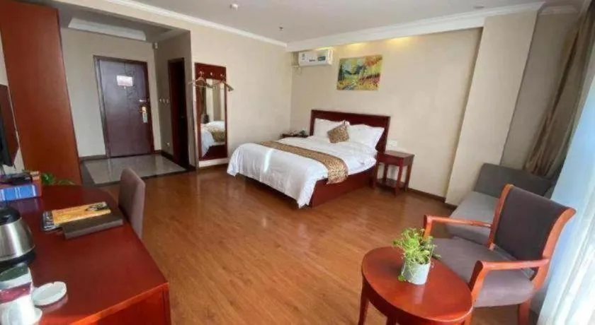 Bed in GreenTree Inn Hebei Zhangjiakou Xiahuayuan Xinchen Road Express Hotel