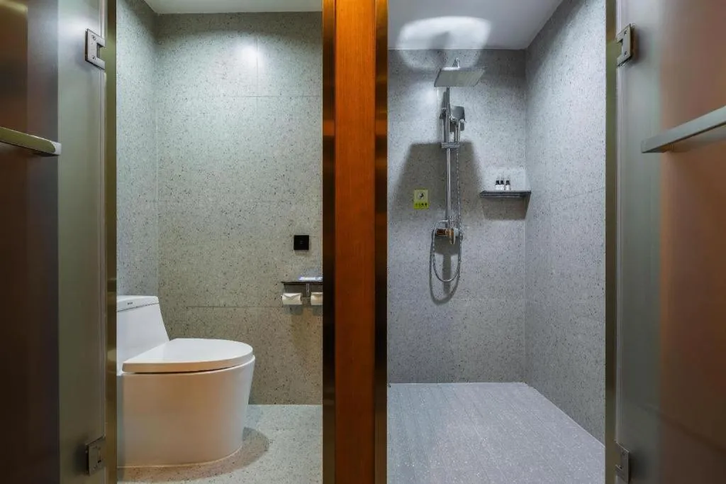 Gtel Rock City Qingdao Hotel