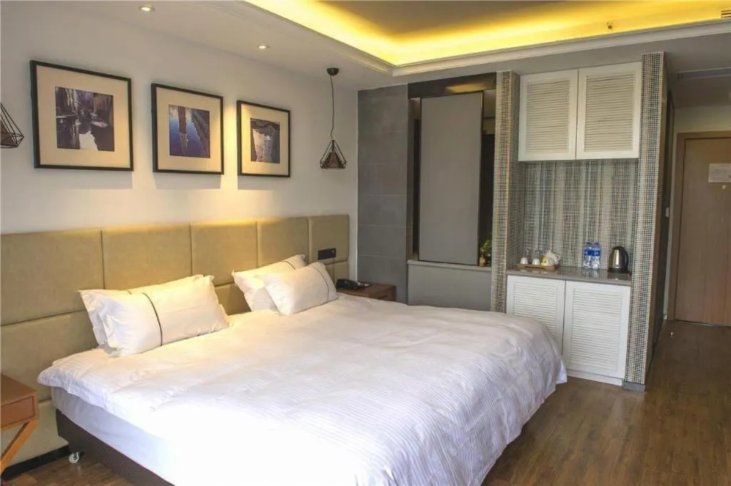 Bed in Muyra Hotel Shanghai