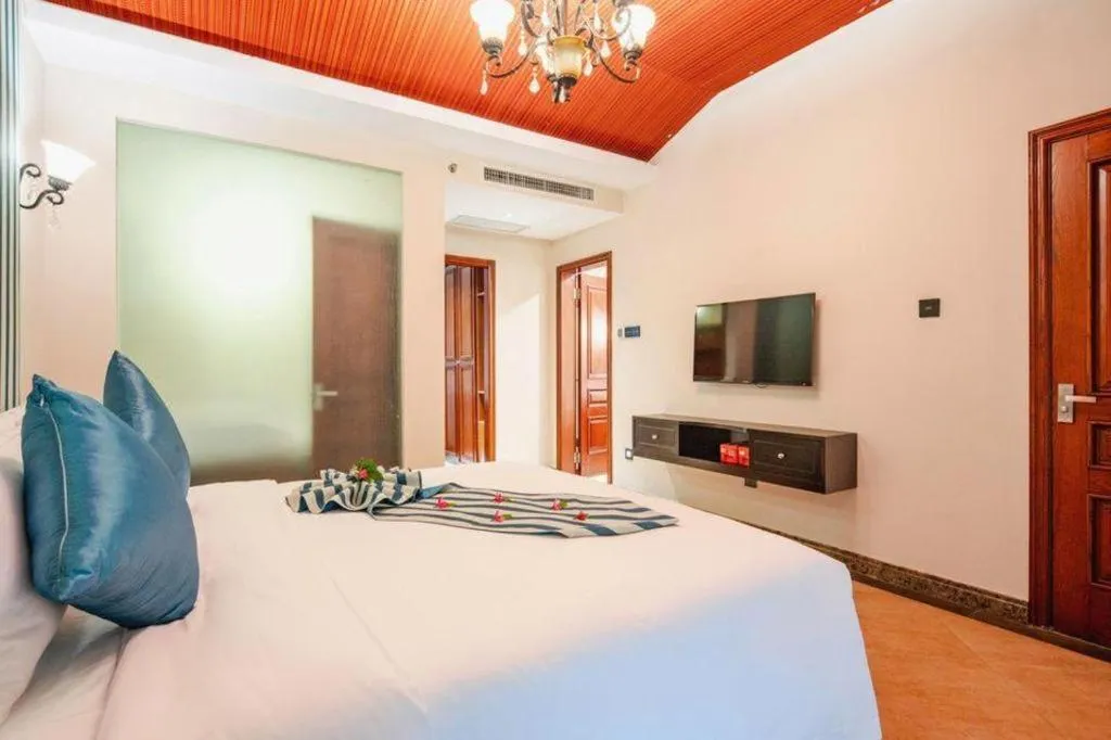 Bed in Hainan Yatai Hot Spring Hotel