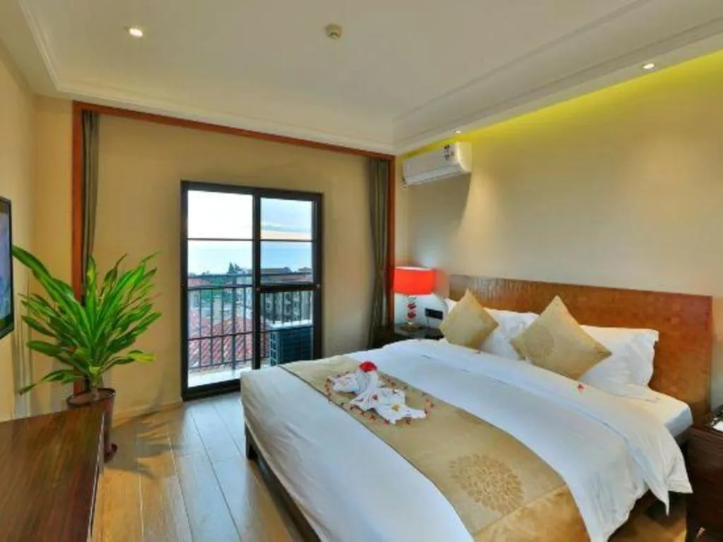 Bed in Hainan Yatai Hot Spring Hotel