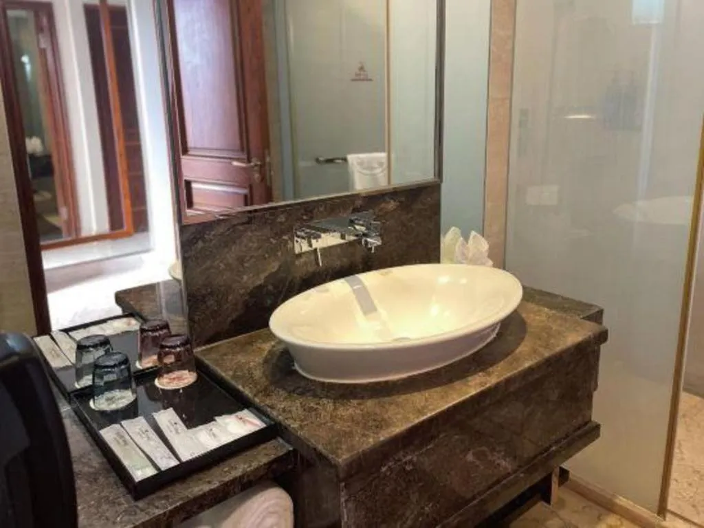 Hainan Yatai Hot Spring Hotel