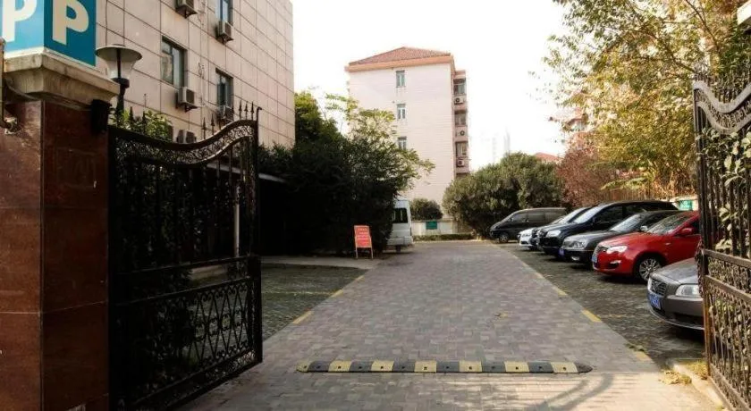 Jinjiang Inn Caobao Road Subway Station