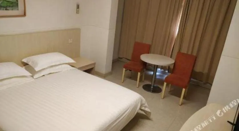 Bed in Jinjiang Inn Shanghai Baoshan Shengqiao