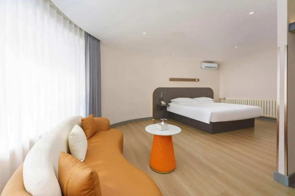 Bed in Jinjiang Inn - Xishan Road