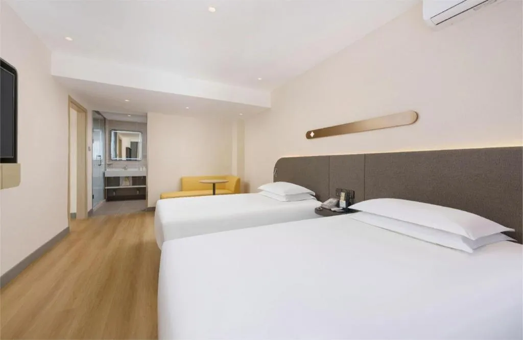 Bed in Jinjiang Inn - Xishan Road