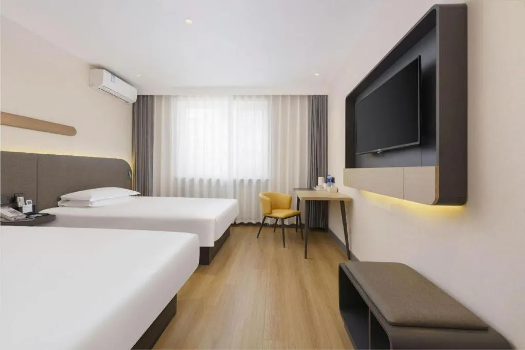 Bed in Jinjiang Inn - Xishan Road