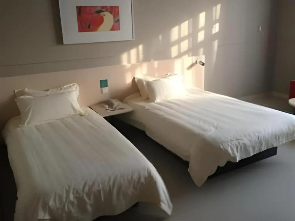 Bed in Jinjiang Inn Xuzhou Pizhou Sanchahe Road