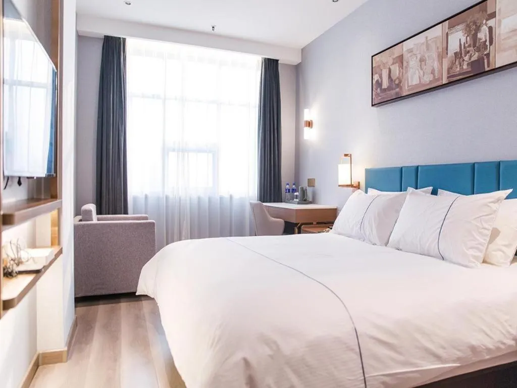 Bed in Jinjiang Inn Qianan Middle Yanshan Road Branch