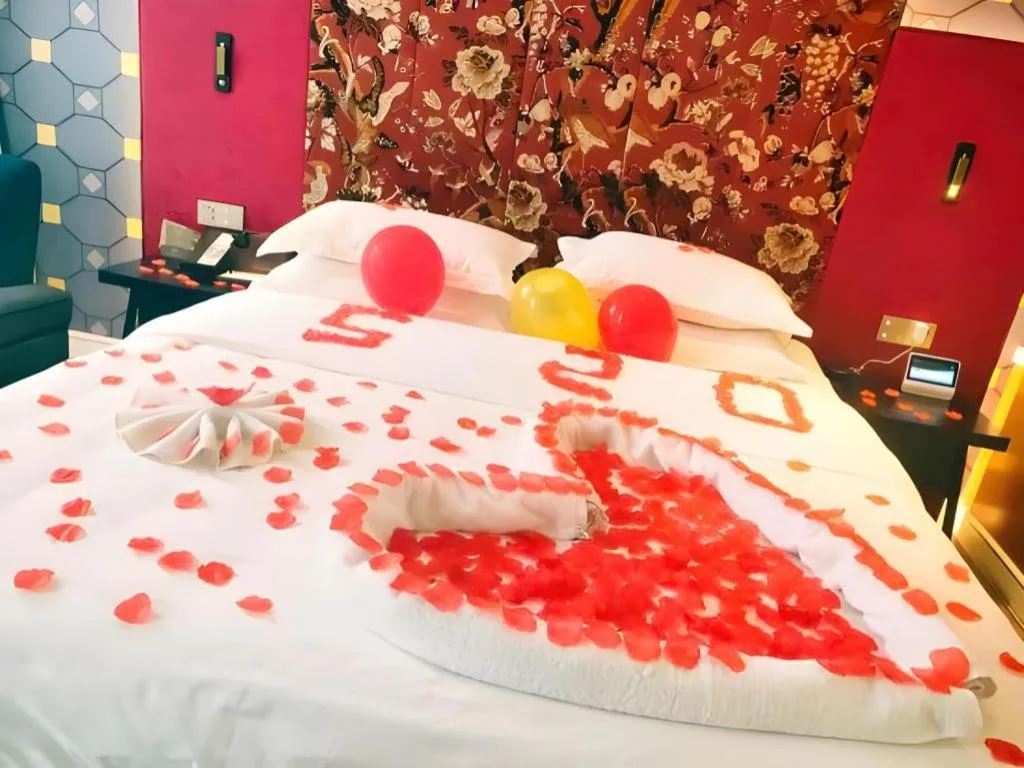 Bed in Jinjiang Metropolo Hotel - Taizhou Wanda Plaza