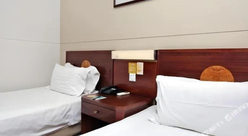 Bed in Jinjiang Inn Shanghai North Bund Yangpu Bridge Branch