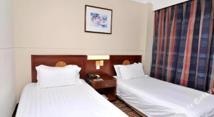 Bed in Jinjiang Inn Shanghai North Bund Yangpu Bridge Branch