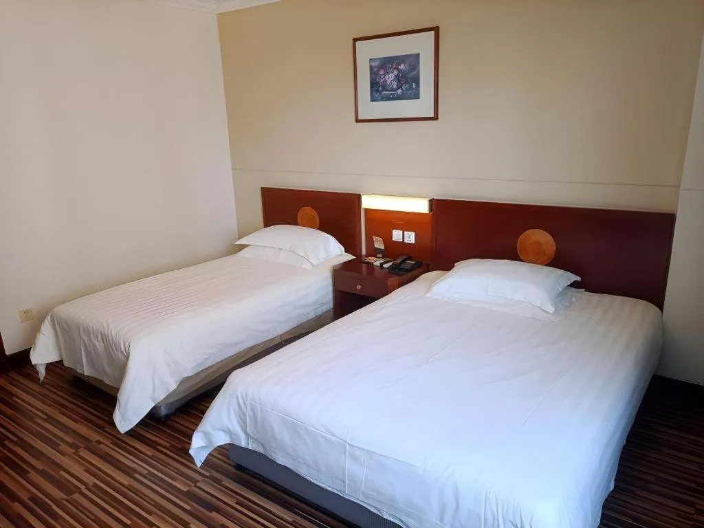 Bed in Jinjiang Inn Shanghai North Bund Yangpu Bridge Branch