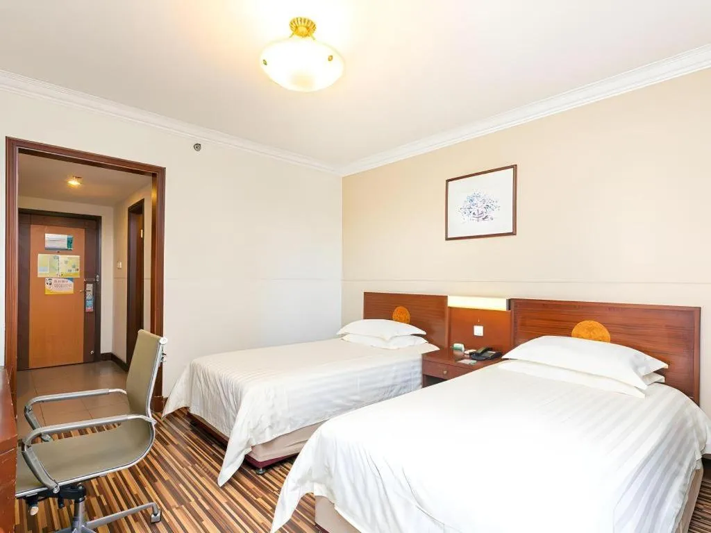 Bed in Jinjiang Inn Shanghai North Bund Yangpu Bridge Branch
