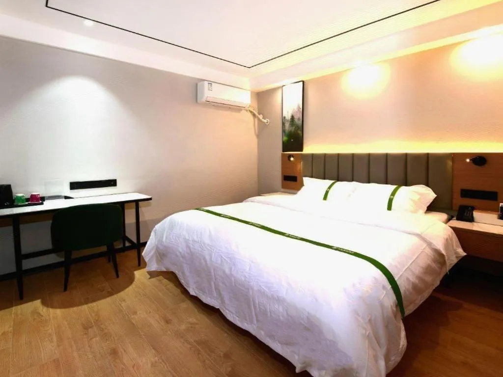 Bed in GreenTree Inn Jiangsu Xuzhou Western 3rd Ring Road Xiyuan Express Hotel