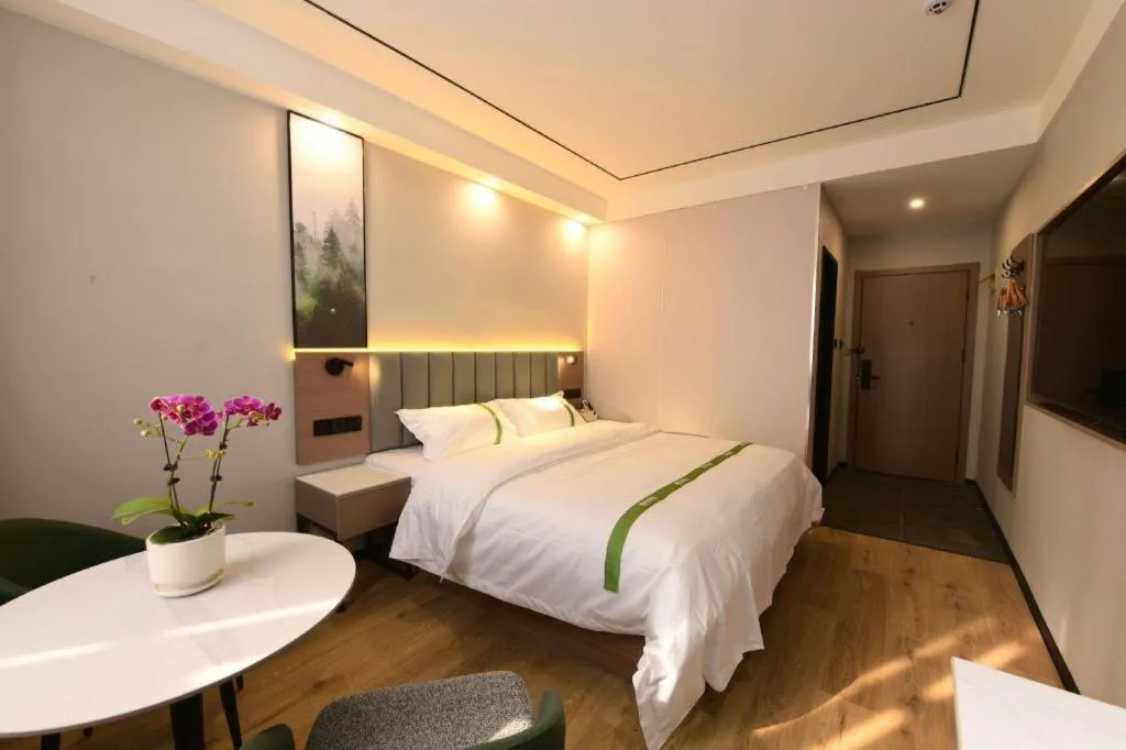 Bed in GreenTree Inn Jiangsu Xuzhou Western 3rd Ring Road Xiyuan Express Hotel